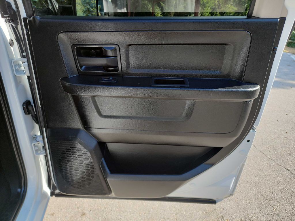 2023 RAM 1500 Image 26