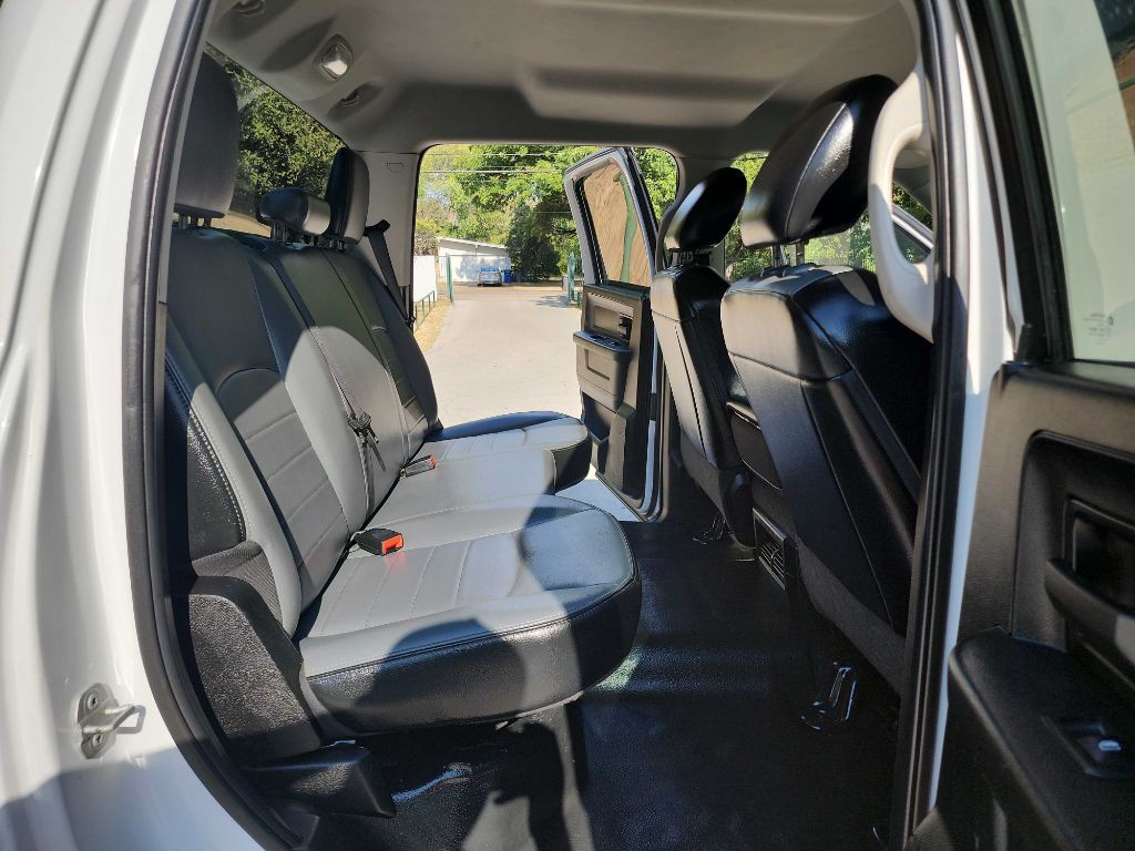 2023 RAM 1500 Image 29