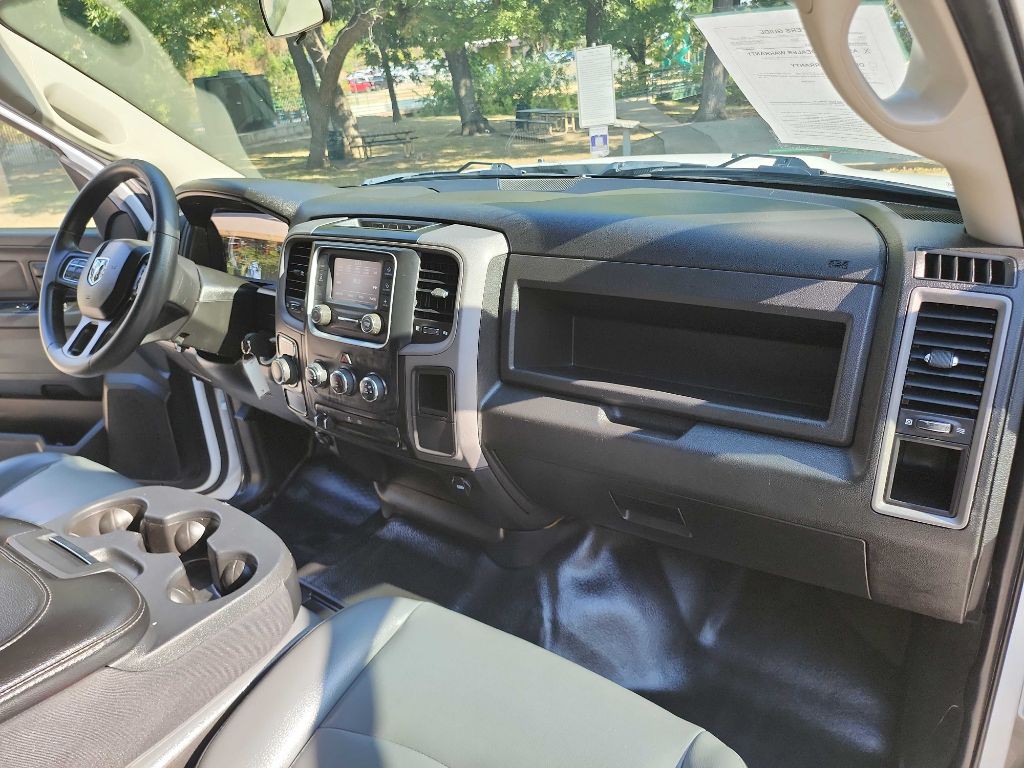 2023 RAM 1500 Image 34