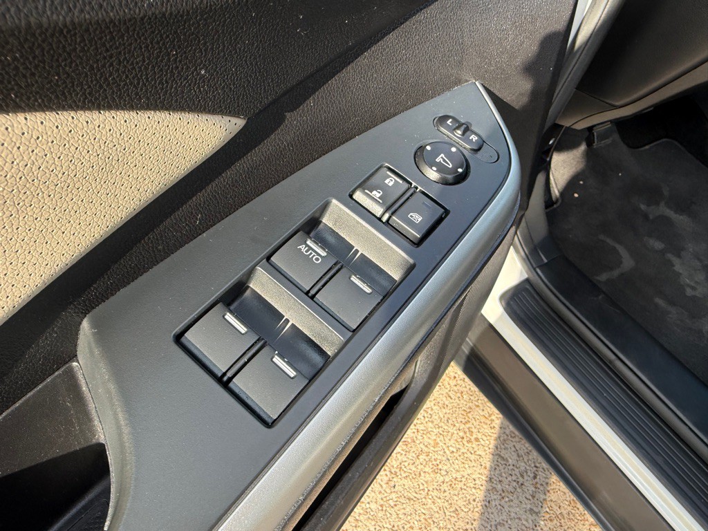 2015 Honda CR-V Image 20