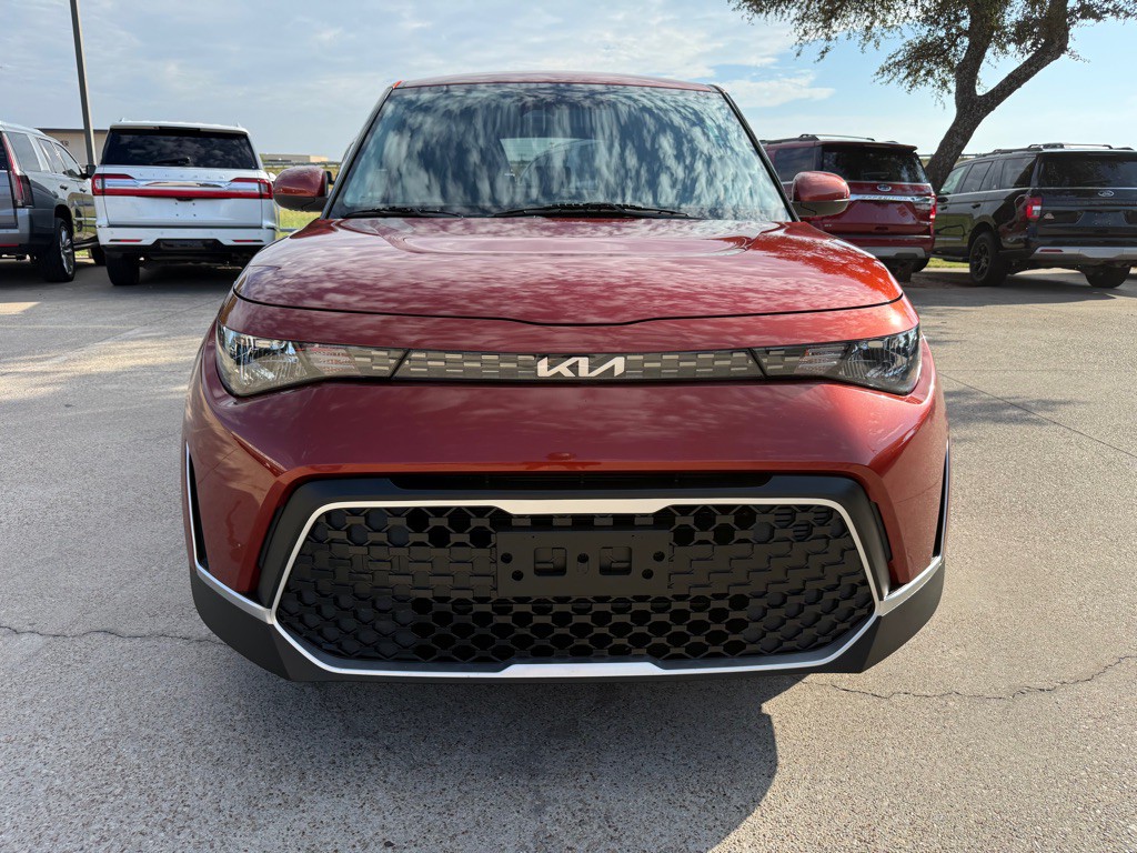 2023 Kia Soul Image 2
