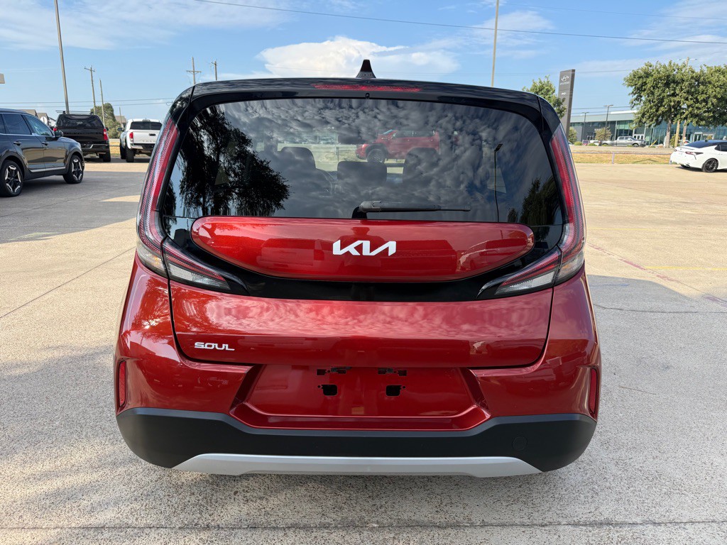 2023 Kia Soul Image 6