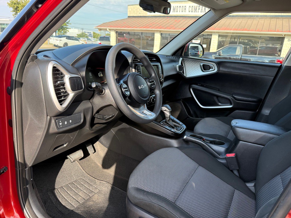 2023 Kia Soul Image 12