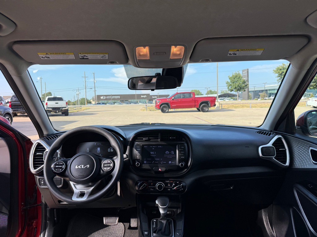 2023 Kia Soul Image 19