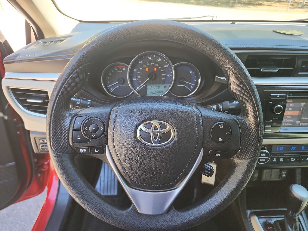 2016 Toyota Corolla Image 13