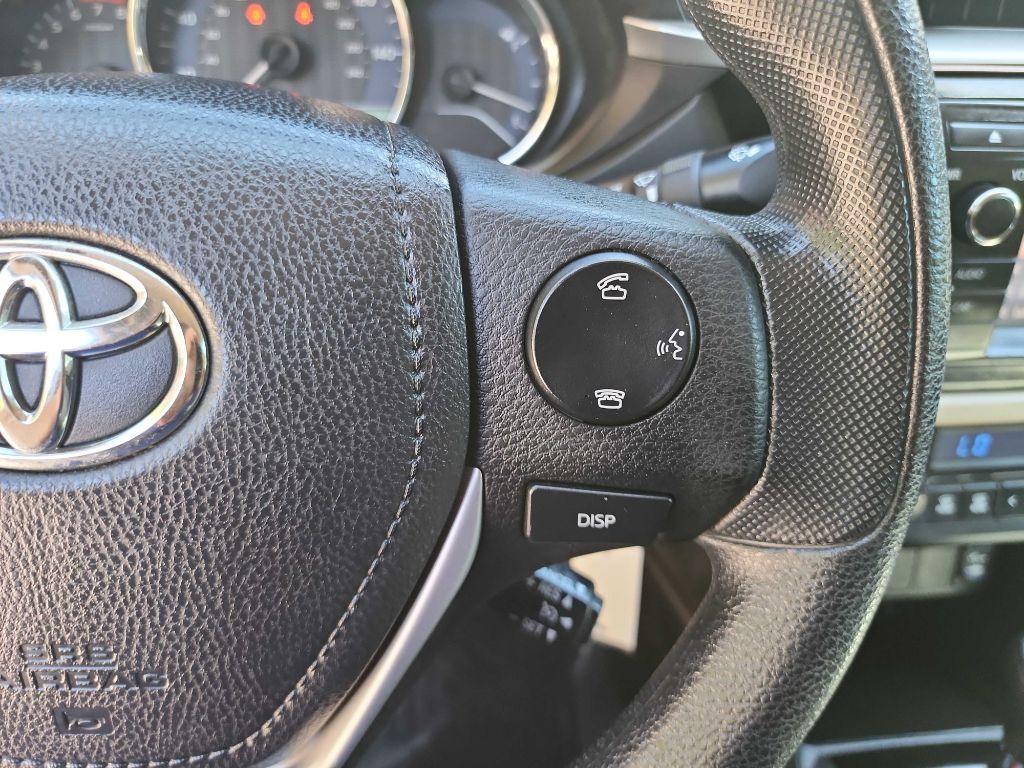 2016 Toyota Corolla Image 16