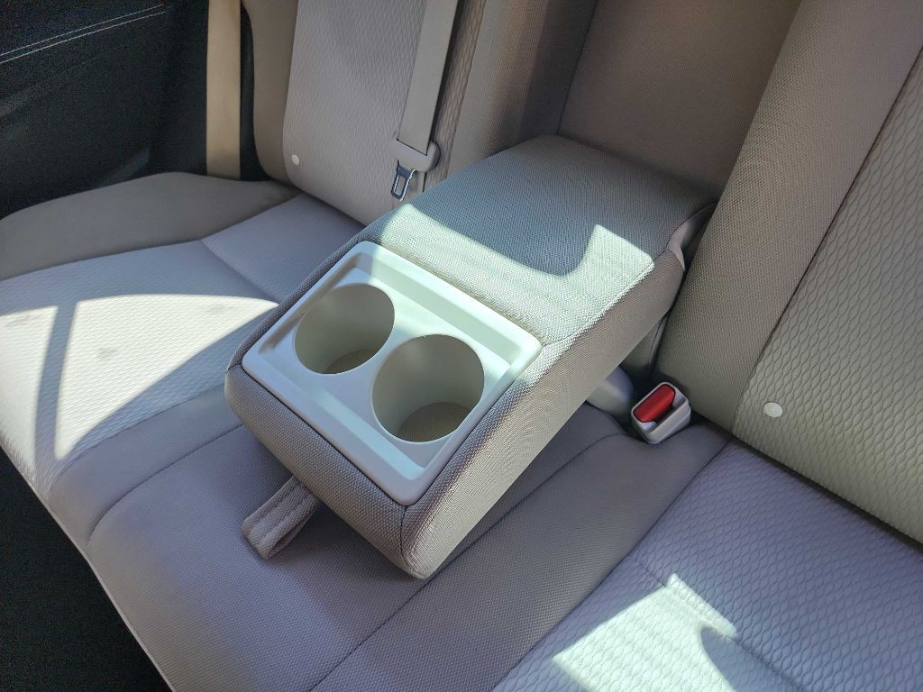 2016 Toyota Corolla Image 27