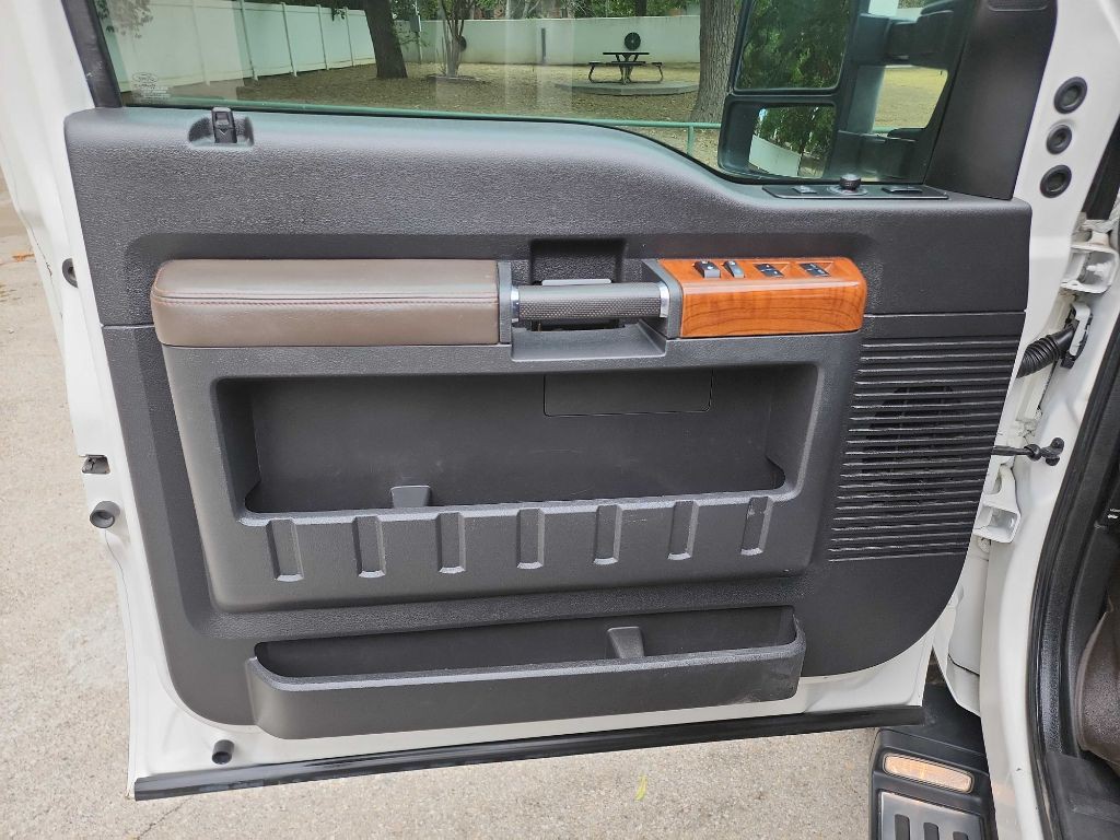 2016 Ford F-250 Image 16