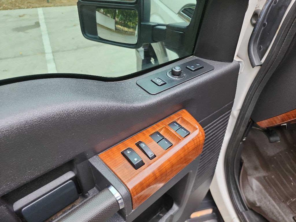 2016 Ford F-250 Image 18