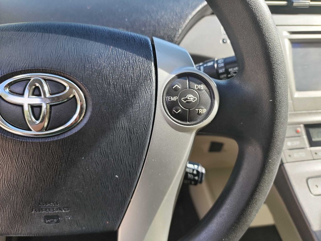 2012 Toyota Prius Image 14