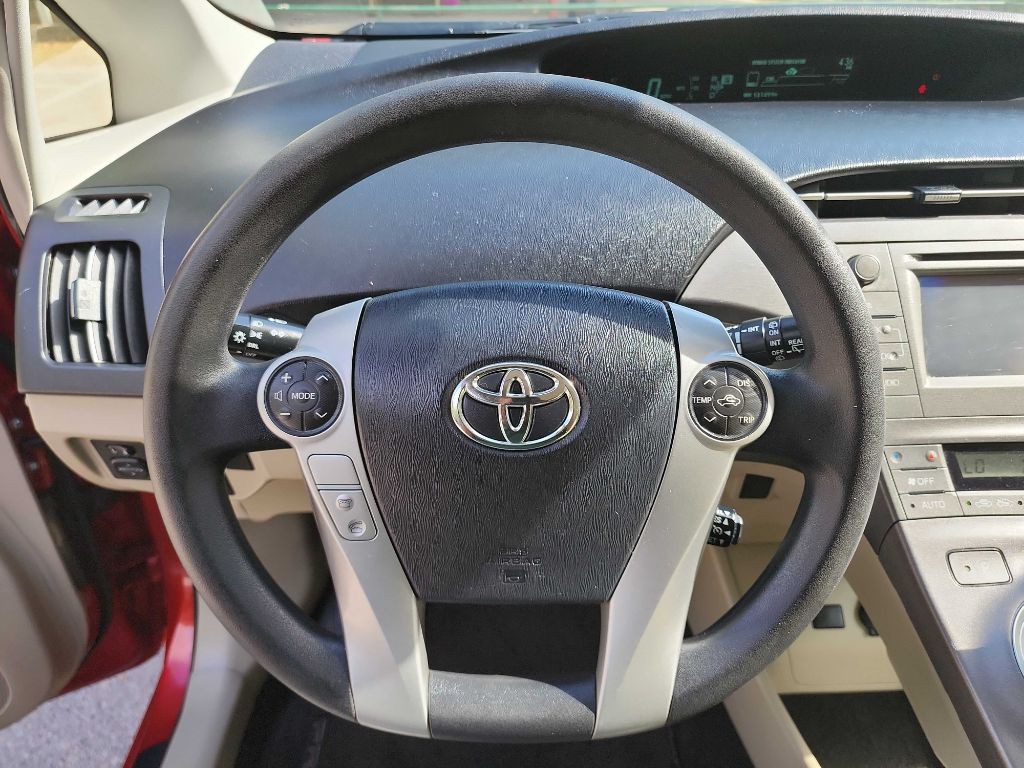 2012 Toyota Prius Image 15