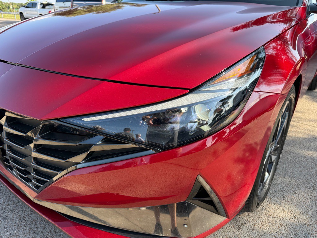 2023 Hyundai Elantra Image 10