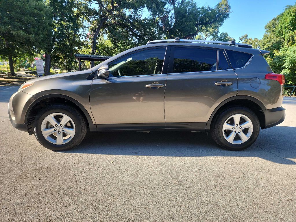 2013 Toyota Rav4 Image 8