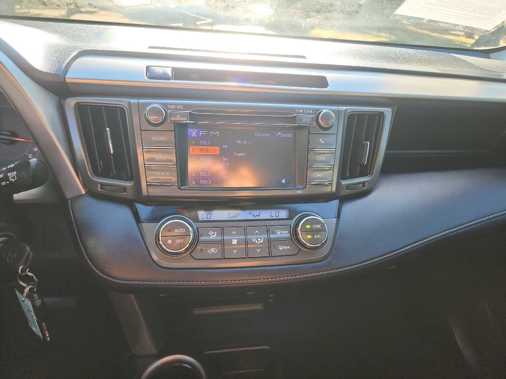 2013 Toyota Rav4 Image 22