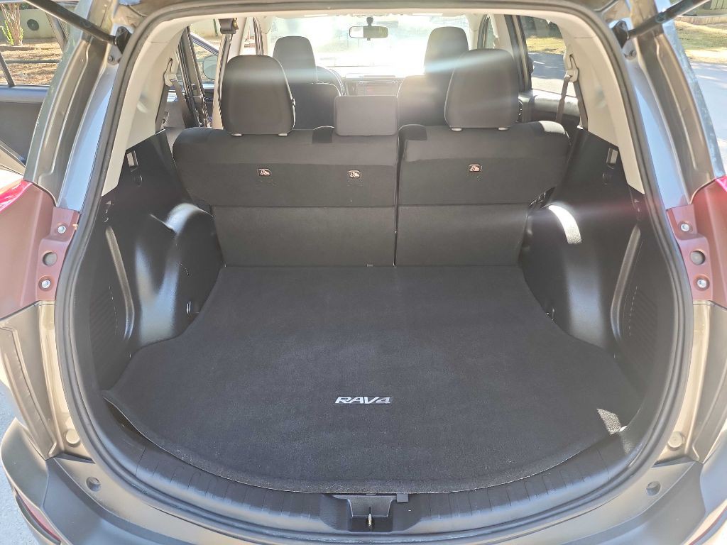 2013 Toyota Rav4 Image 34