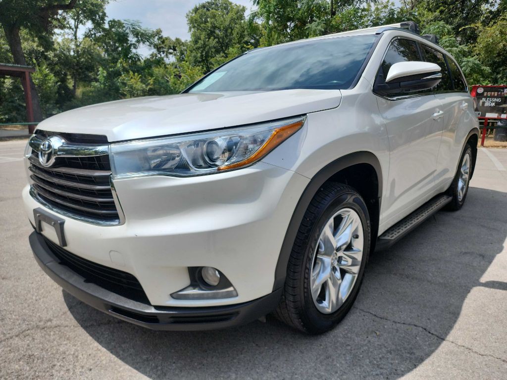 2015 Toyota Highlander Image 3