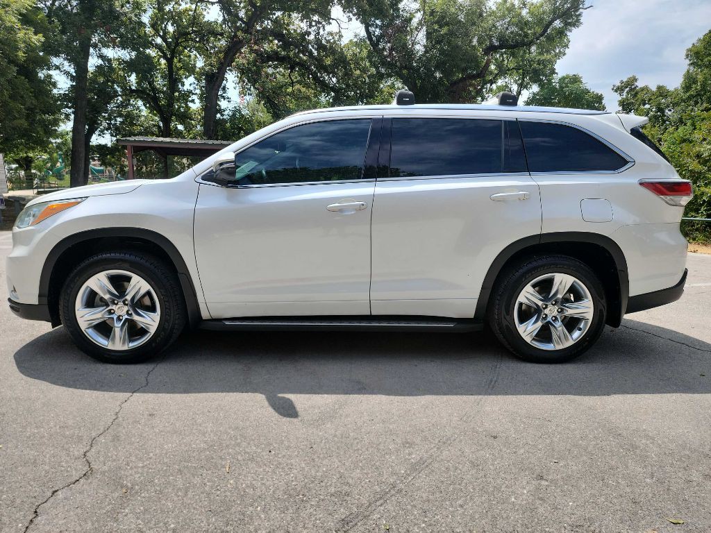 2015 Toyota Highlander Image 5