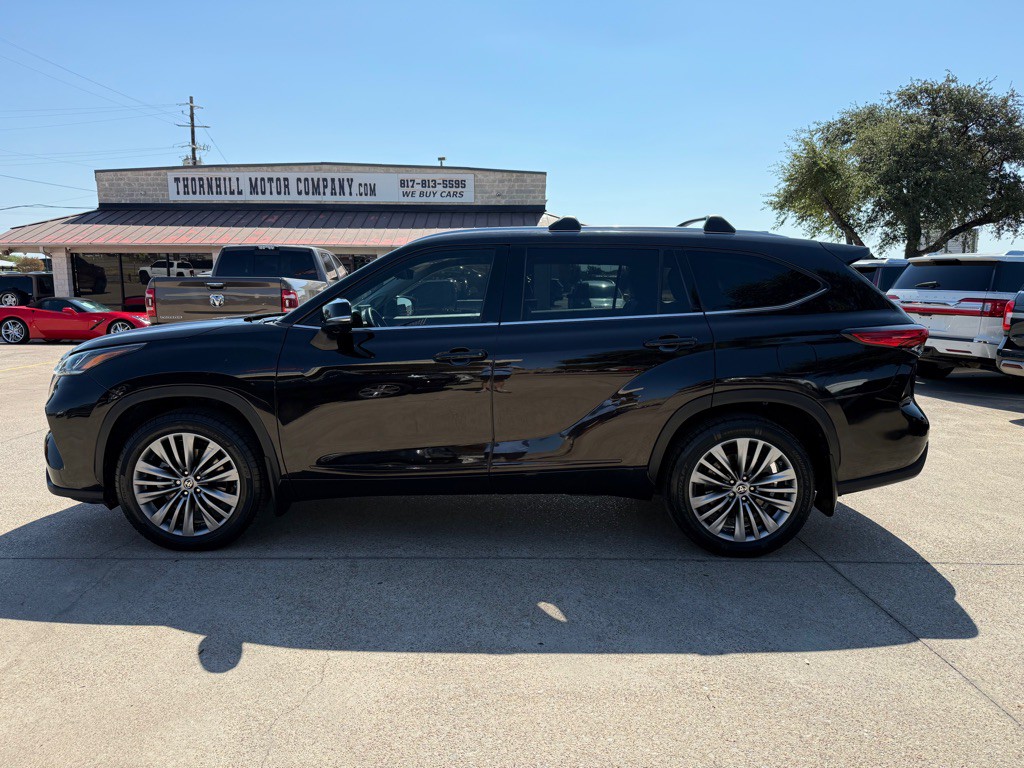 2021 Toyota Highlander Image 4