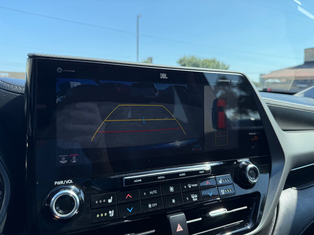 2021 Toyota Highlander Image 38