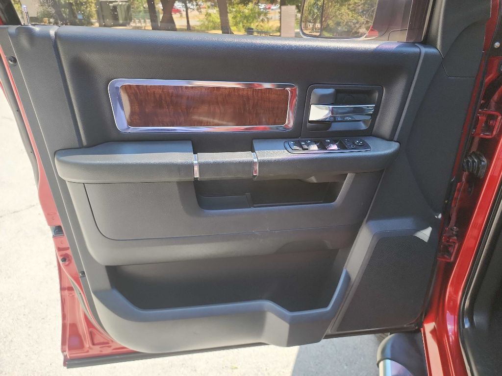 2010 Dodge Ram 3500 Image 22