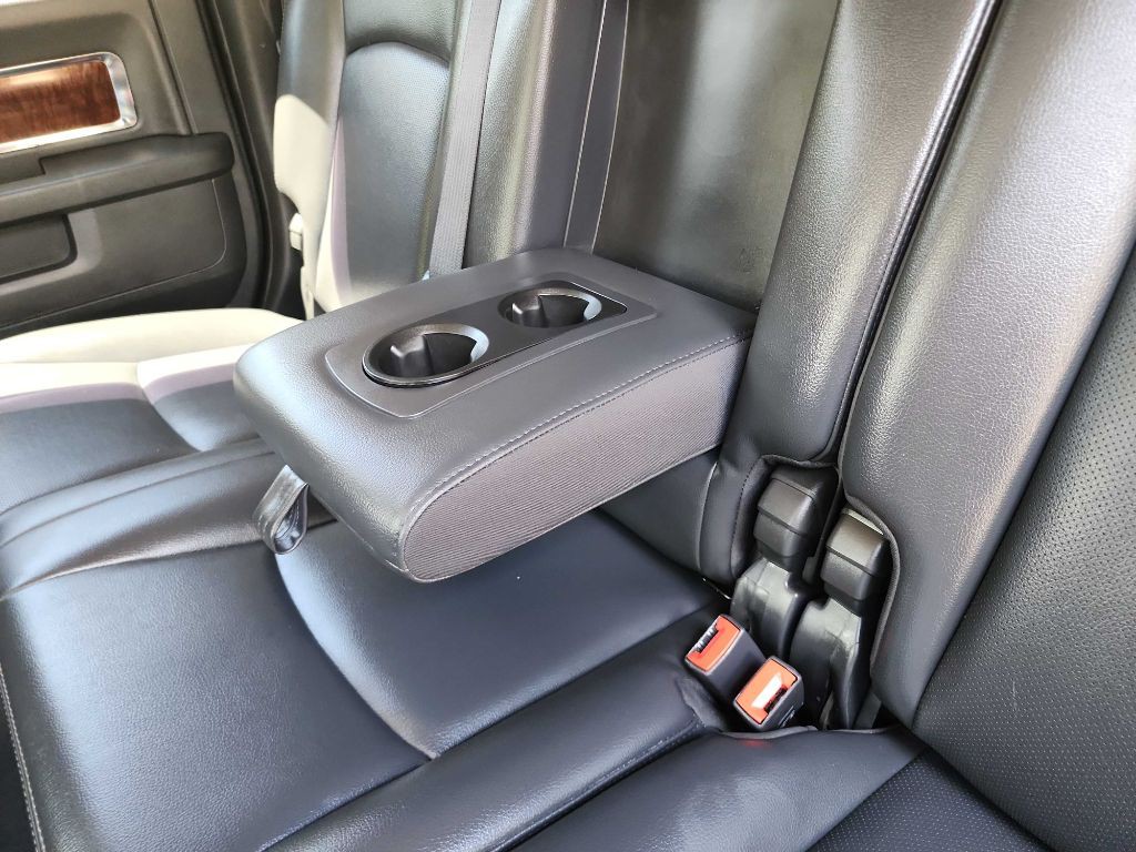 2010 Dodge Ram 3500 Image 37