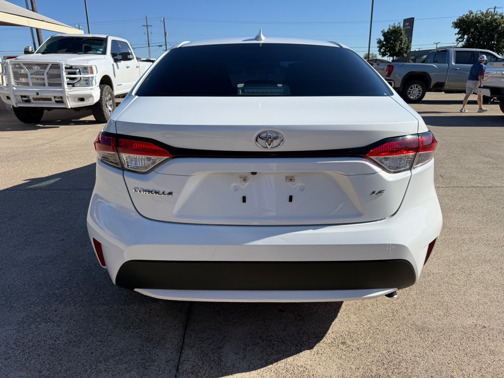 2022 Toyota Corolla Image 6