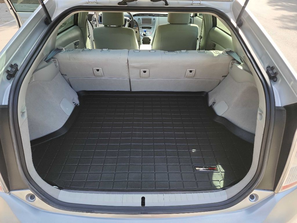 2014 Toyota Prius Image 27