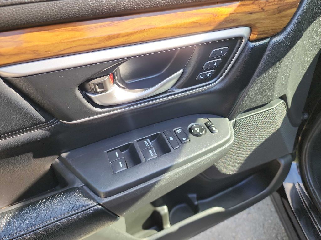 2017 Honda CR-V Image 11