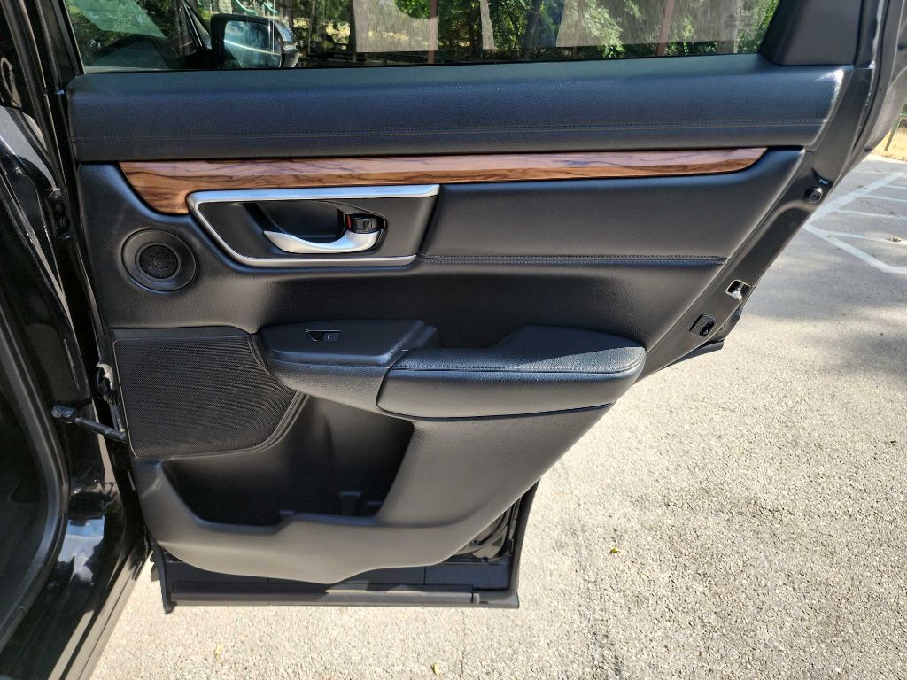 2017 Honda CR-V Image 30