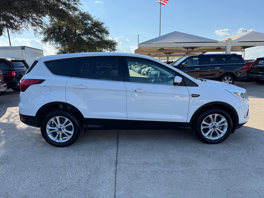 2019 Ford Escape Image 8