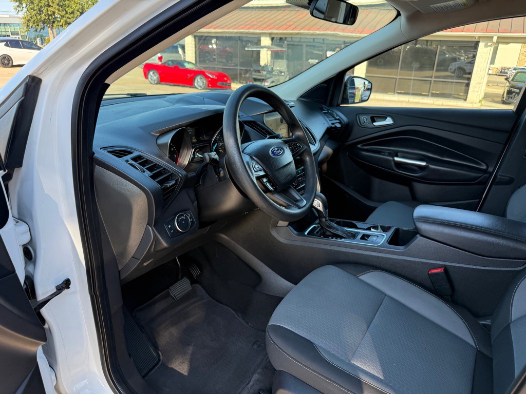 2019 Ford Escape Image 12