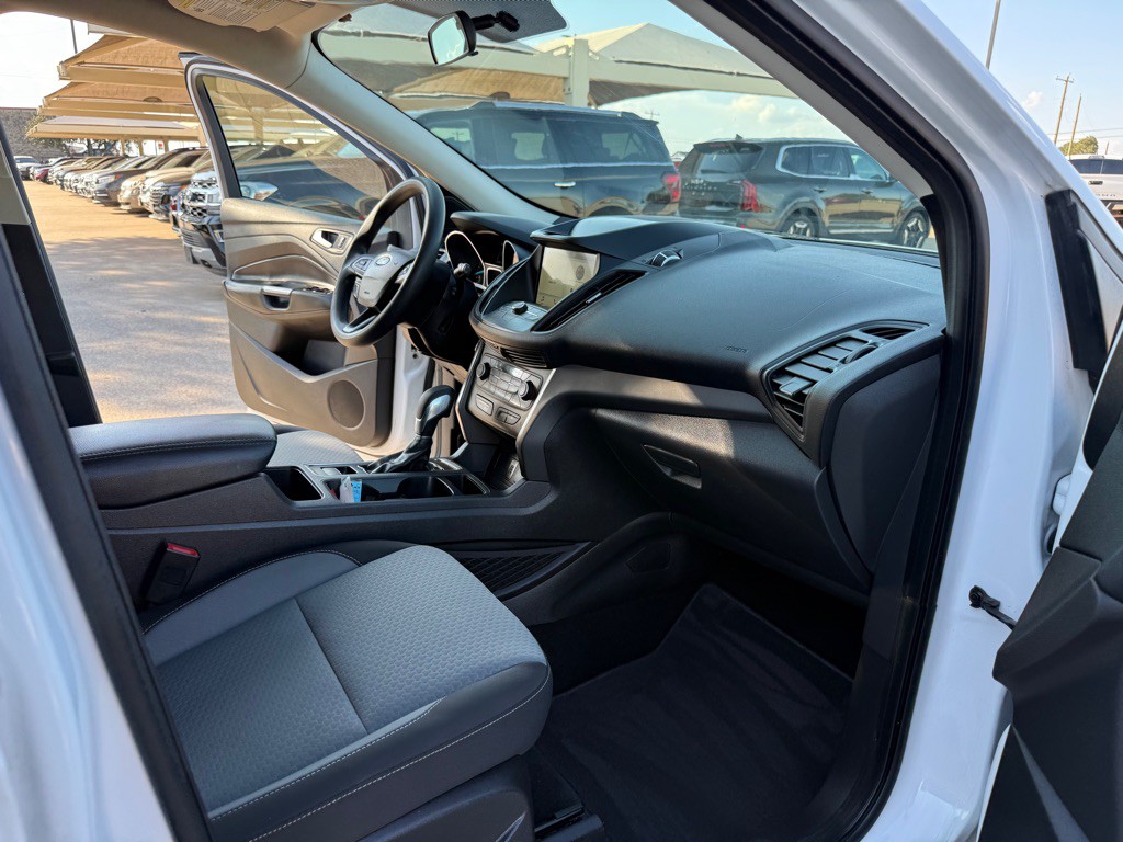 2019 Ford Escape Image 13
