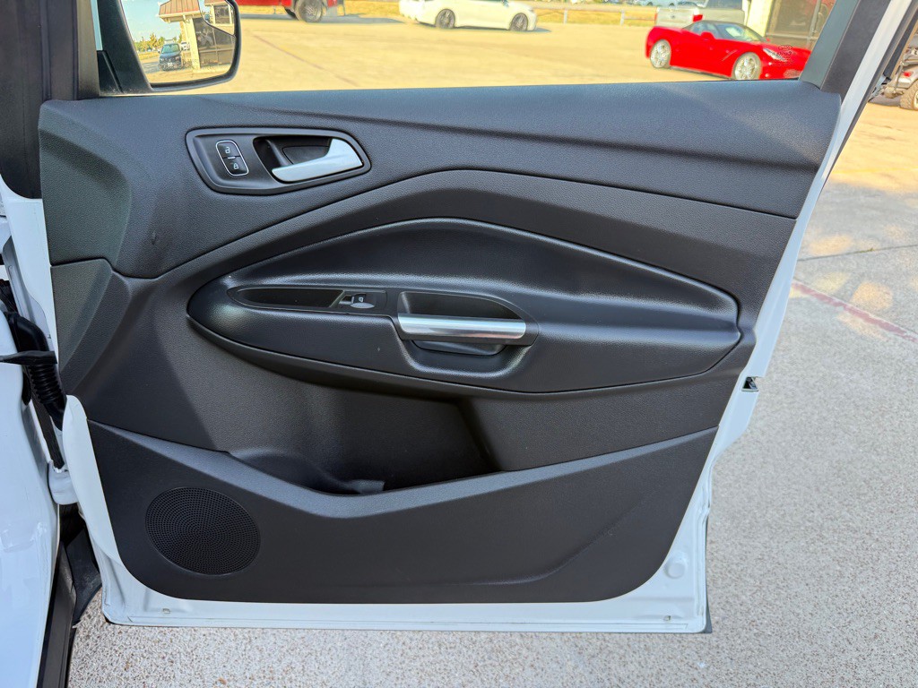 2019 Ford Escape Image 17