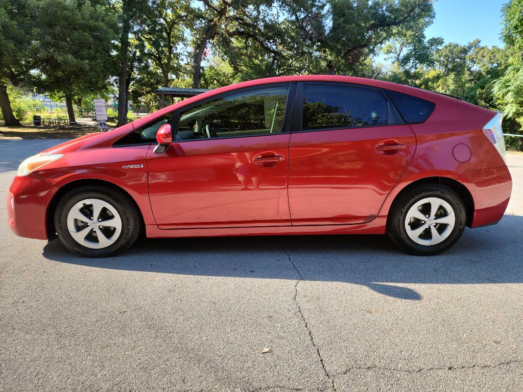 2014 Toyota Prius Image 4