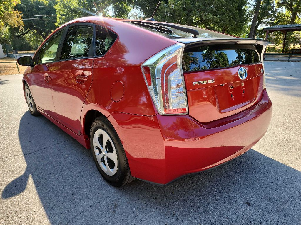 2014 Toyota Prius Image 5