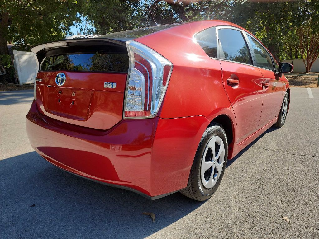 2014 Toyota Prius Image 8