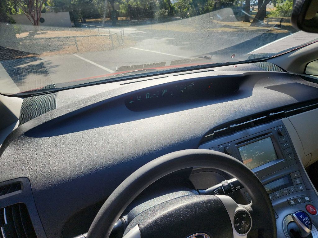 2014 Toyota Prius Image 17