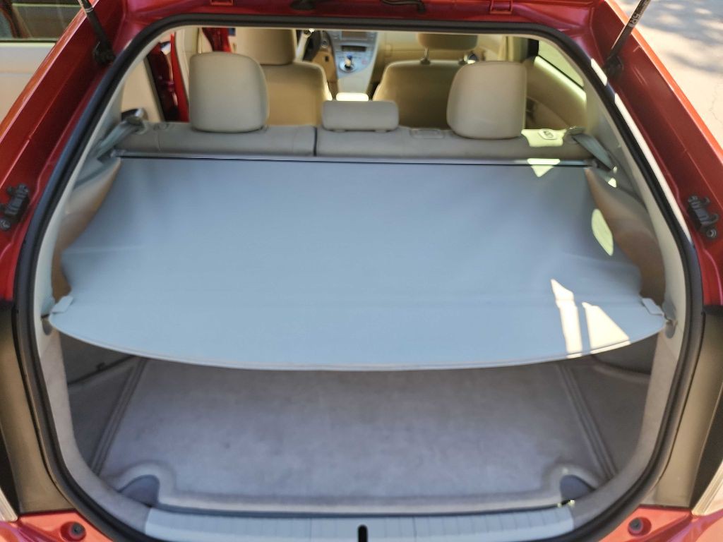 2014 Toyota Prius Image 28