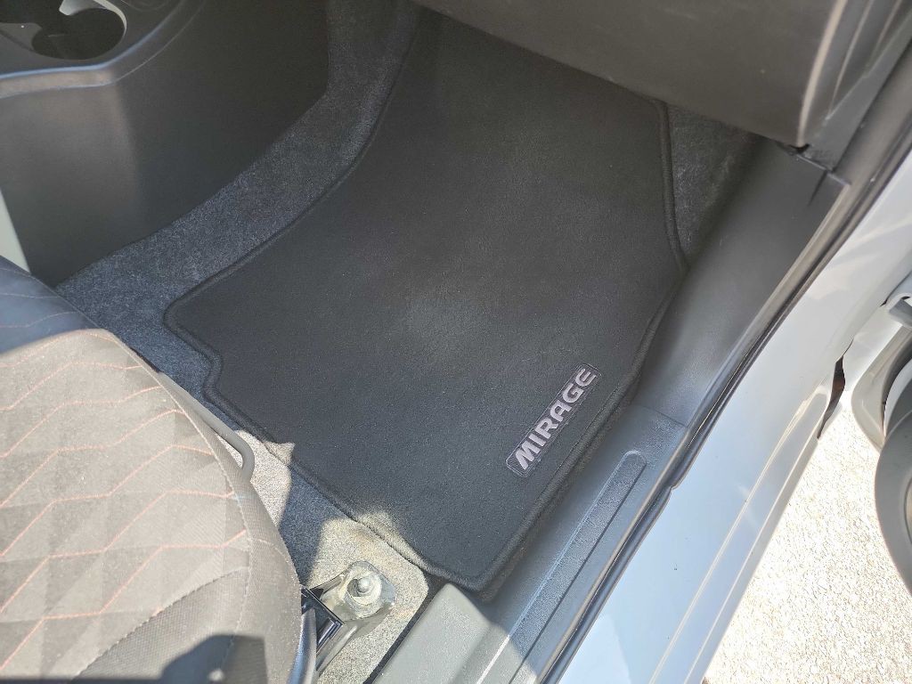 2021 Mitsubishi Mirage Image 31