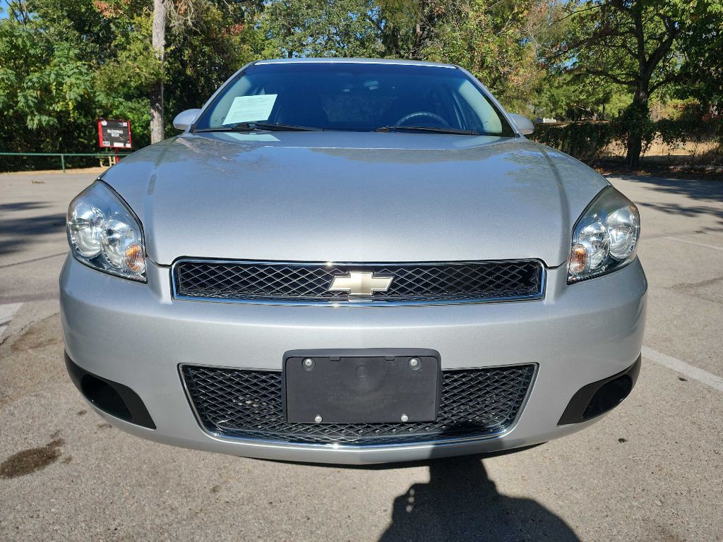 2015 Chevrolet Impala Image 2