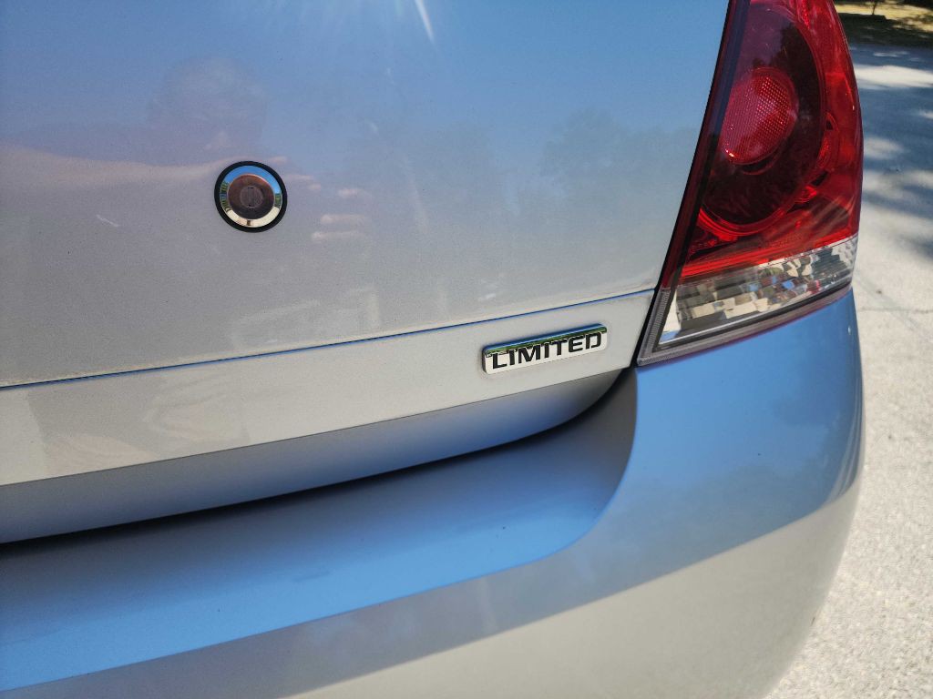 2015 Chevrolet Impala Image 7