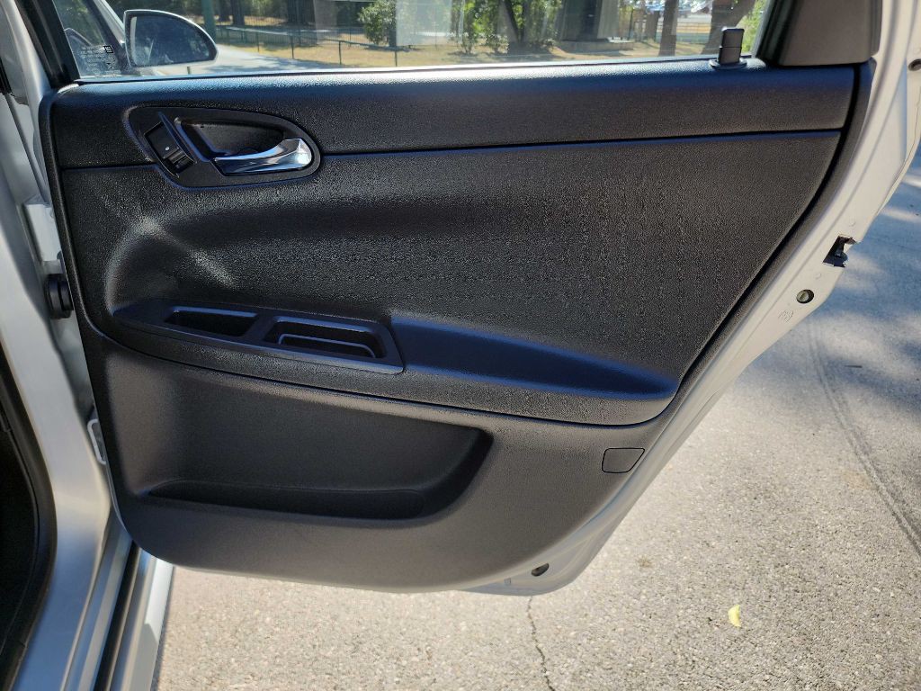 2015 Chevrolet Impala Image 27