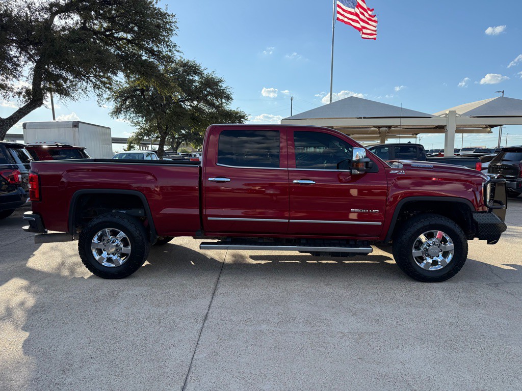 2019 GMC Sierra Image 8