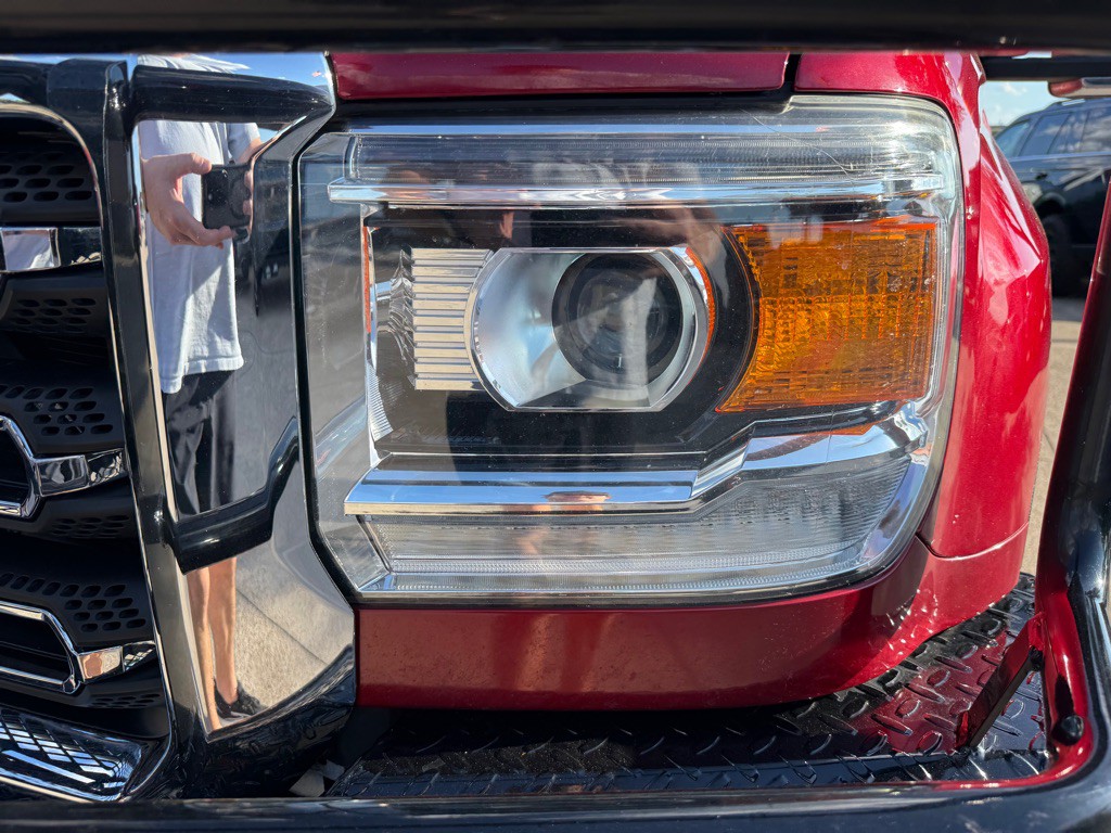 2019 GMC Sierra Image 14