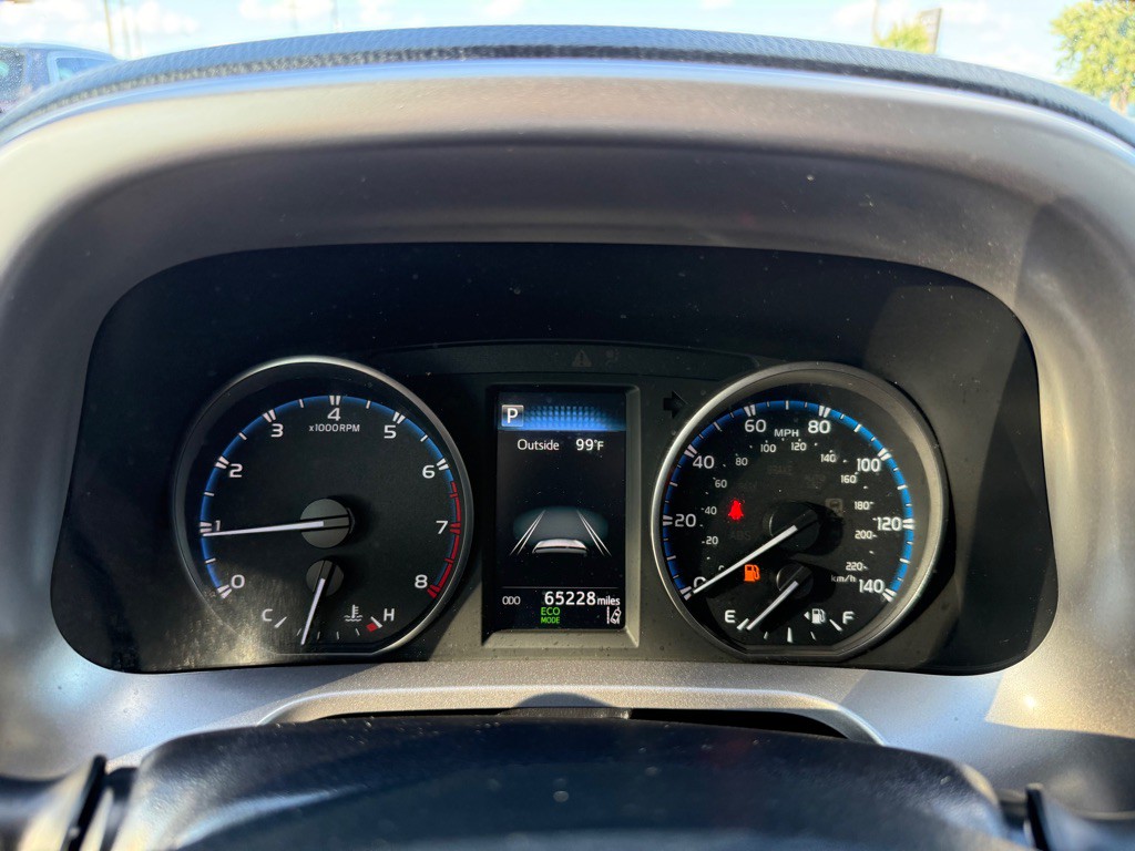 2017 Toyota Rav4 Image 25
