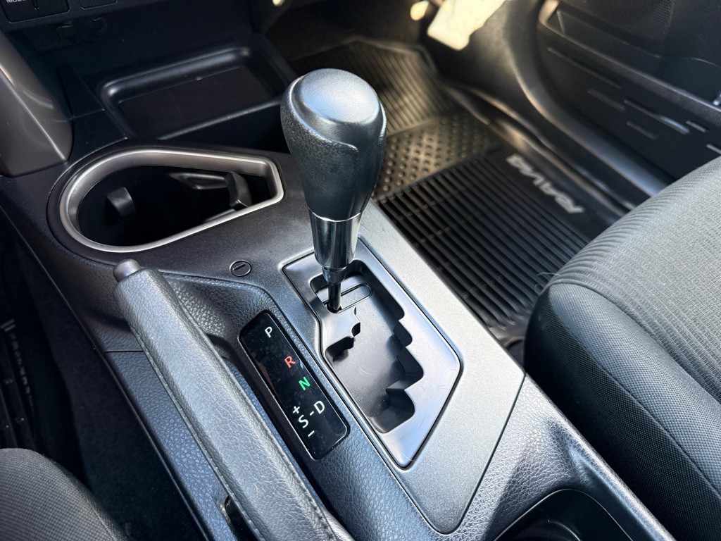 2017 Toyota Rav4 Image 28