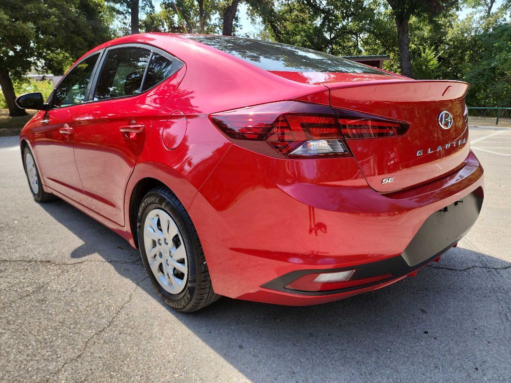 2020 Hyundai Elantra Image 4