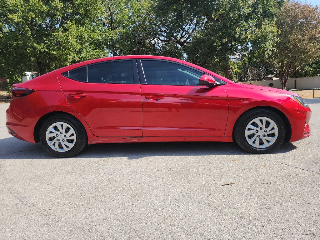 2020 Hyundai Elantra Image 7