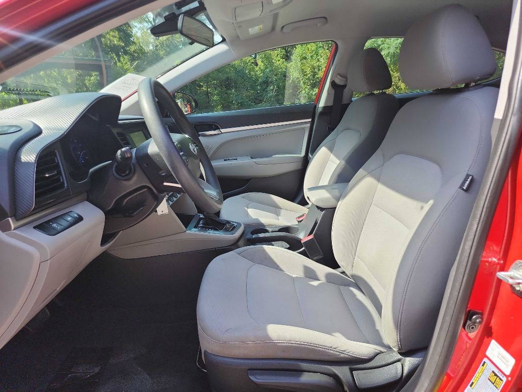 2020 Hyundai Elantra Image 10