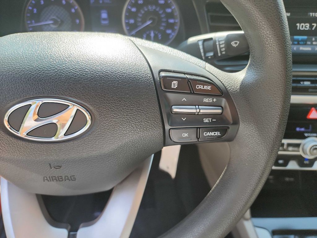2020 Hyundai Elantra Image 13